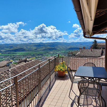 Apartament Il Giardino Di Olivia Guarene Zewnętrze zdjęcie